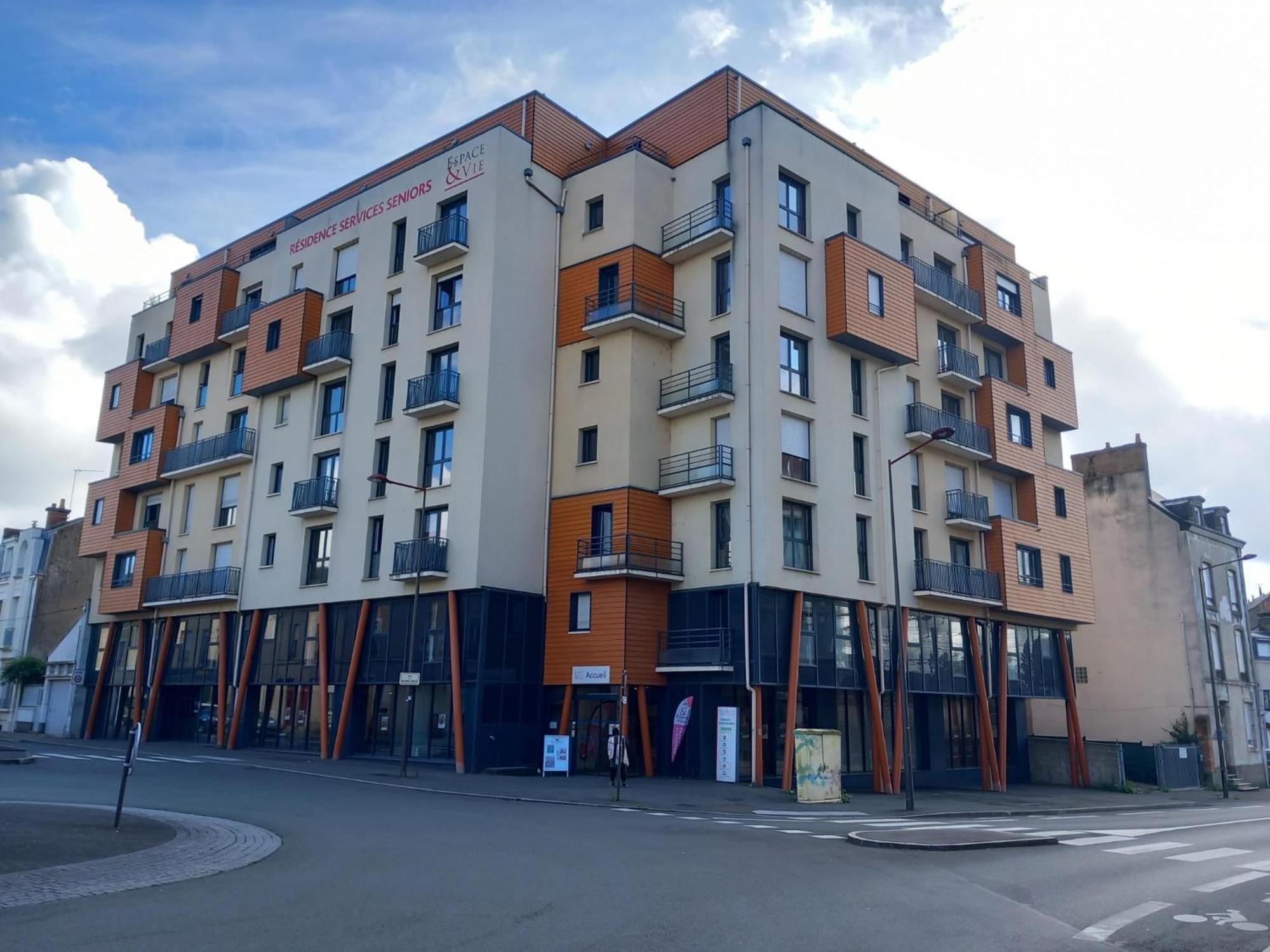 Residence Services Seniors Espace Et Vie Le Mans Buitenkant foto